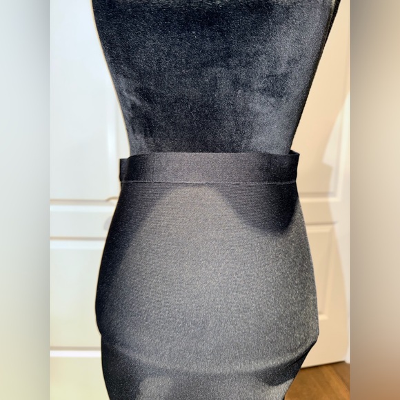 Pearl Black cutout Bodycon Skirt Top Matching Set Women’s Size Small Like New - Picture 15 of 16